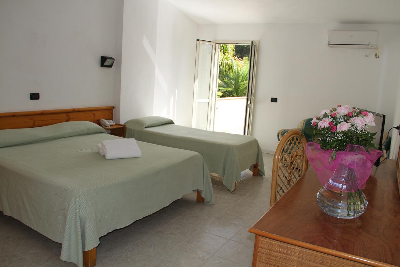 Green Garden Club Briatico Exterior foto